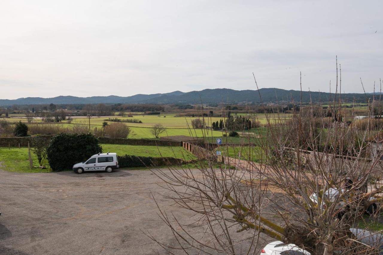 Alquiler Apartamento En Pals Buitenkant foto